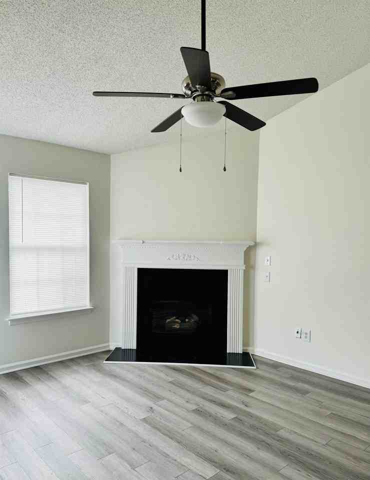 2607 Bluff View Drive Unit B - Photo 6 of 15