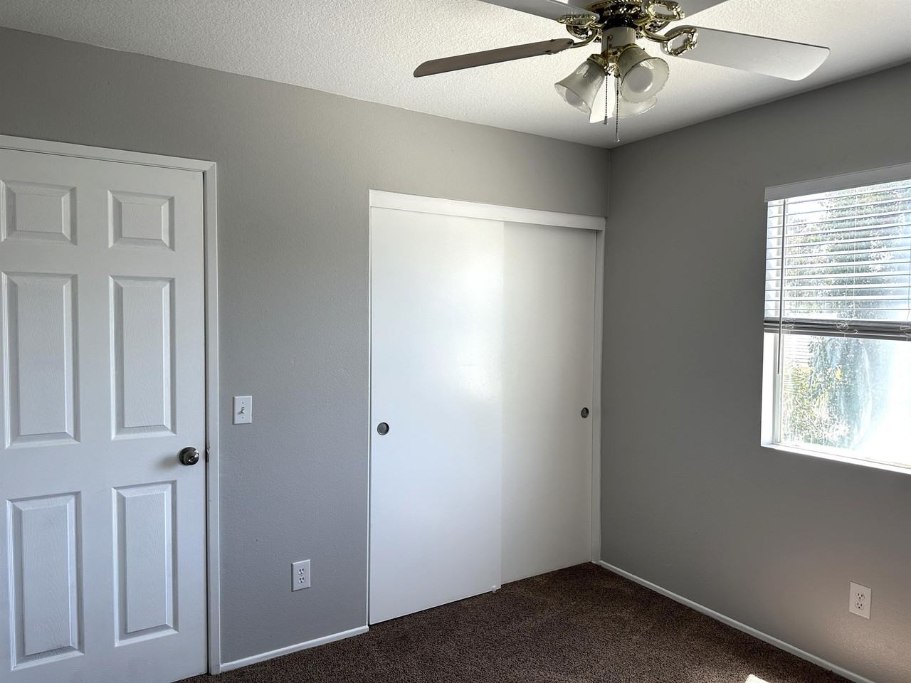 43435 Tylman St - Photo 2 of 21