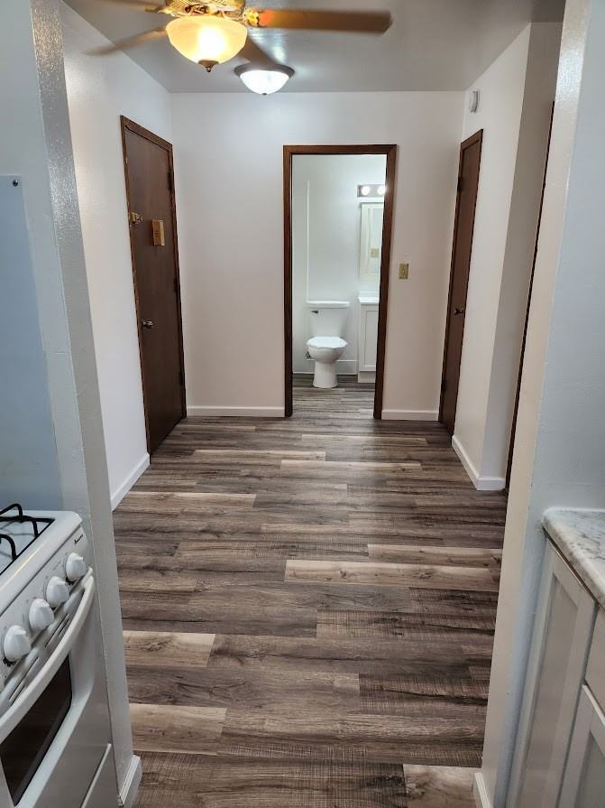 100 W Grove Street - Photo 4 of 11