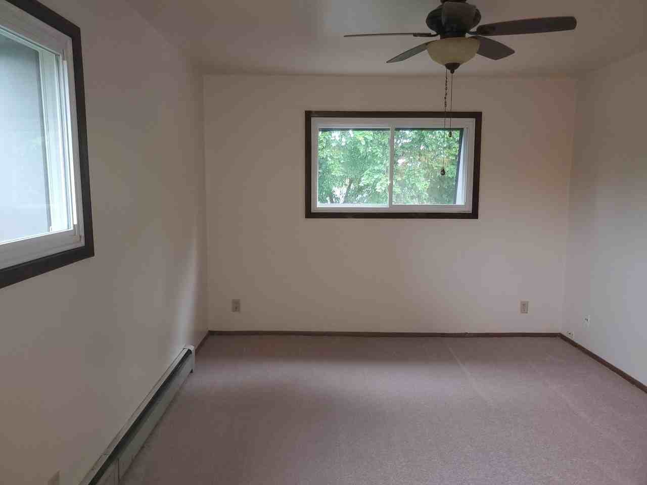 N64W24120 Main Street - Photo 7 of 10
