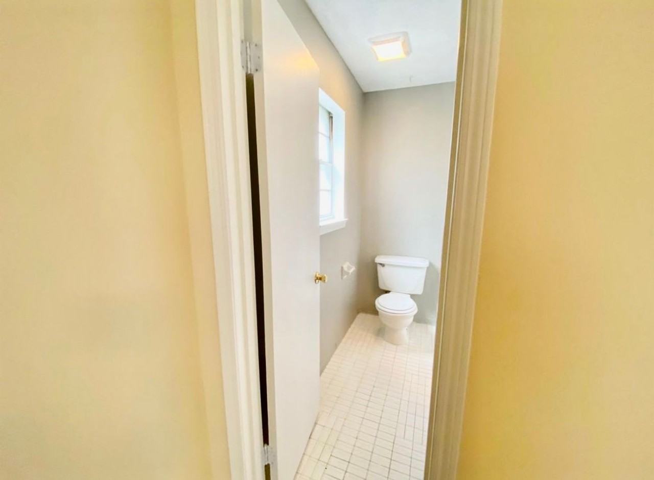5666 Hinton Pl - Photo 2 of 24