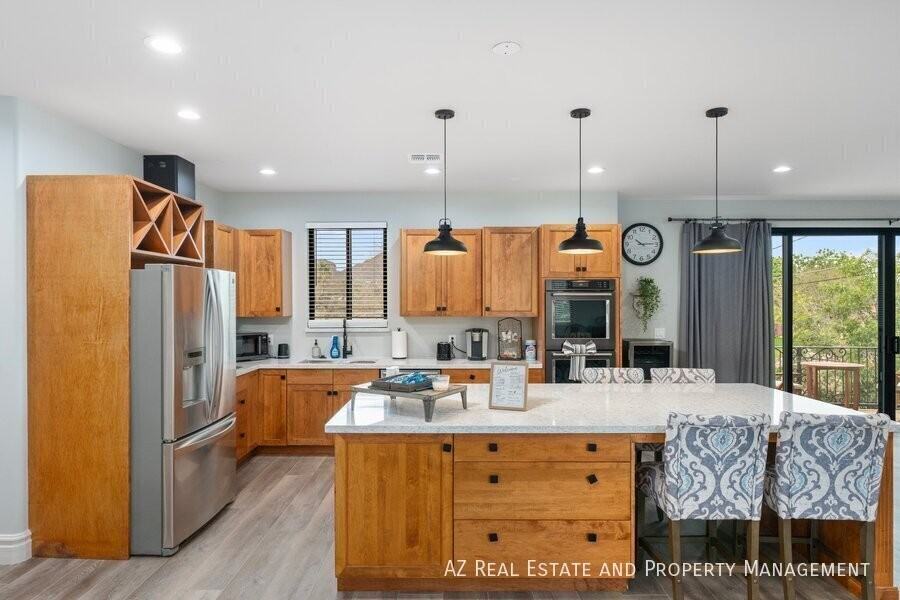 3112 N Valencia Ln - Photo 3 of 39