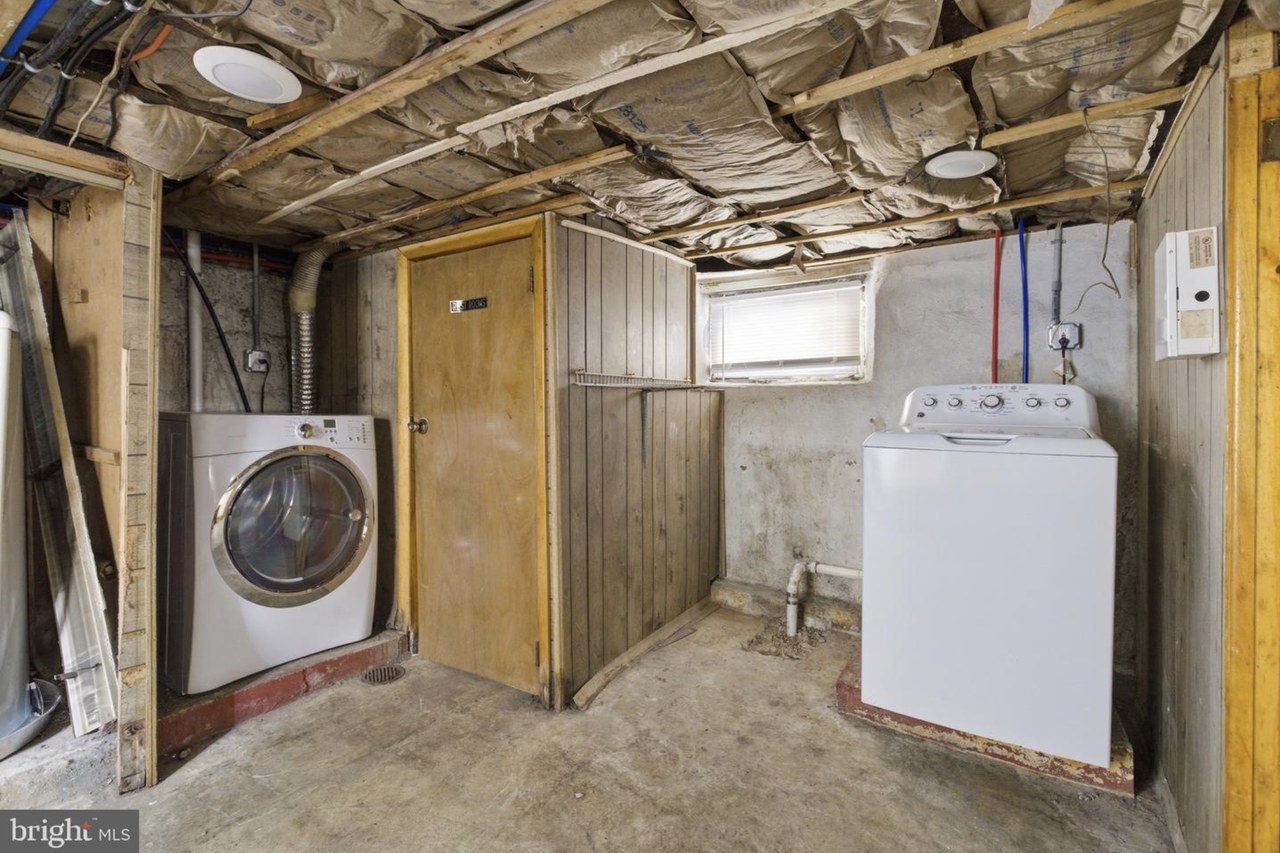 820 Greenhill Rd - Photo 4 of 37
