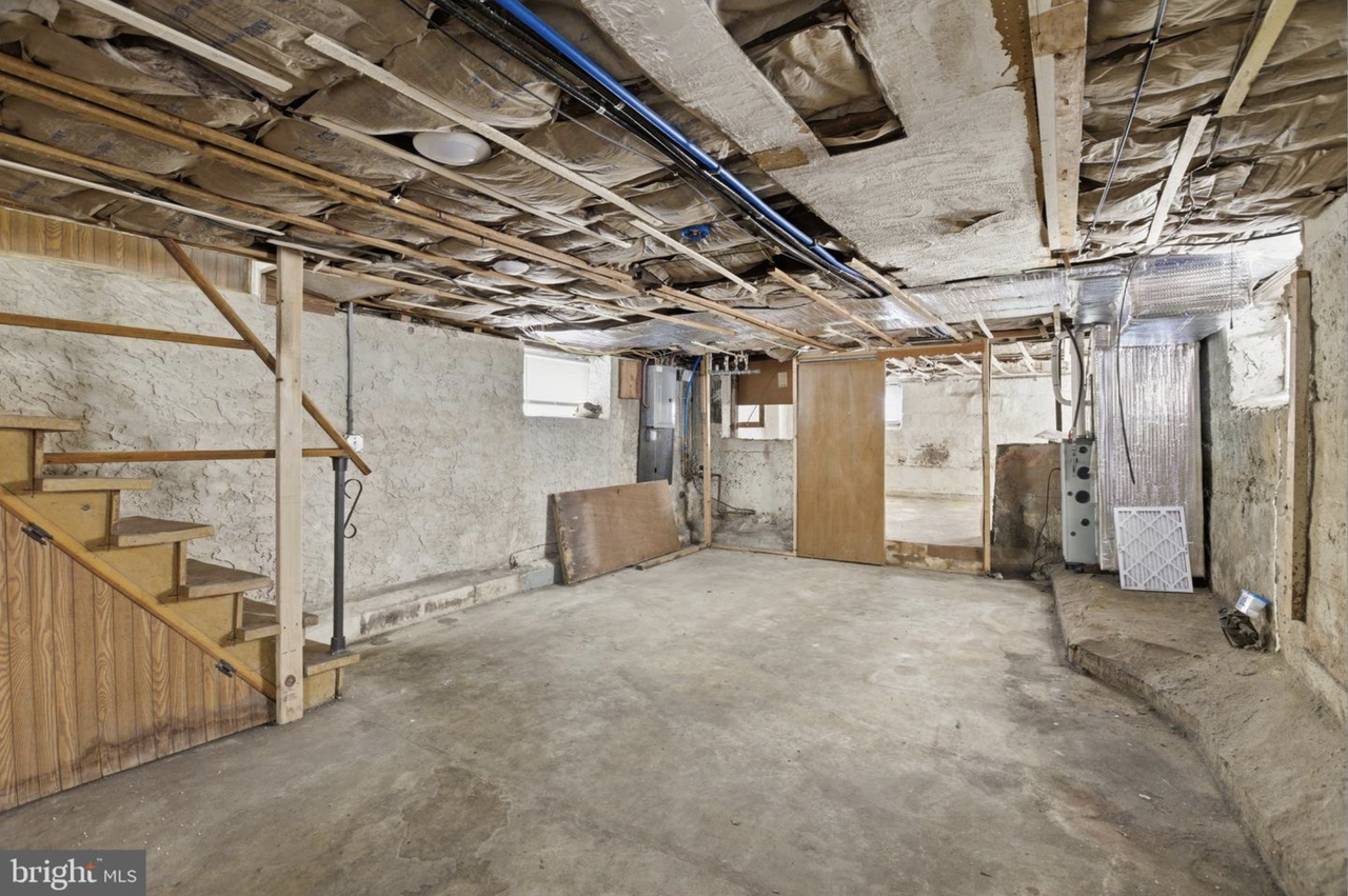 820 Greenhill Rd - Photo 5 of 37