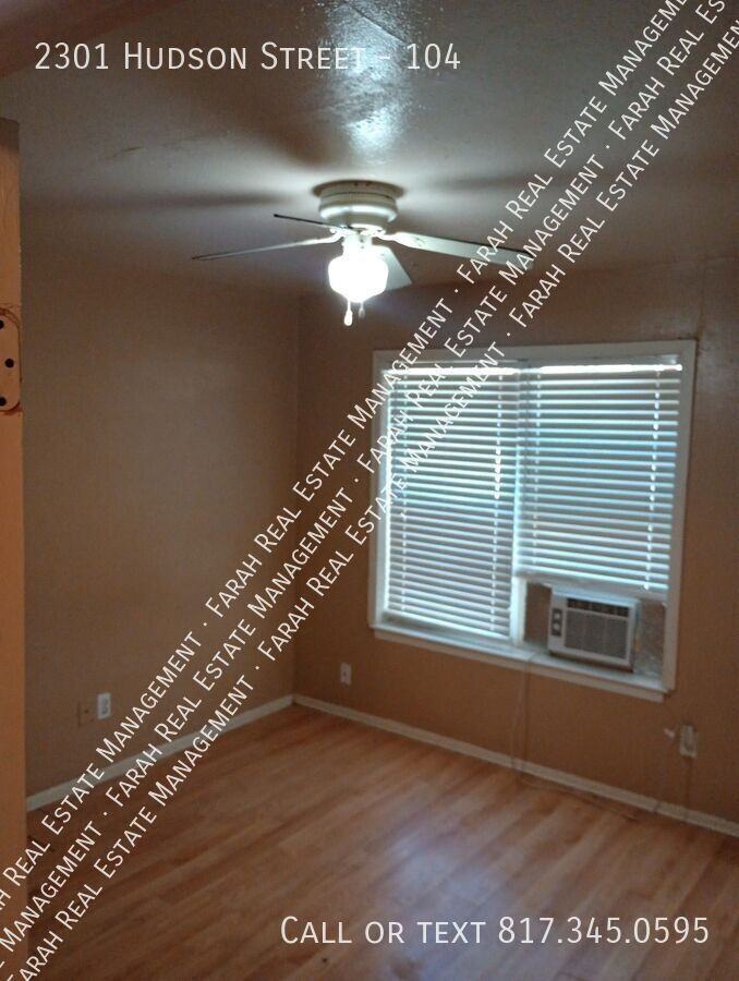 2301 Hudson St #104 - Photo 6 of 12