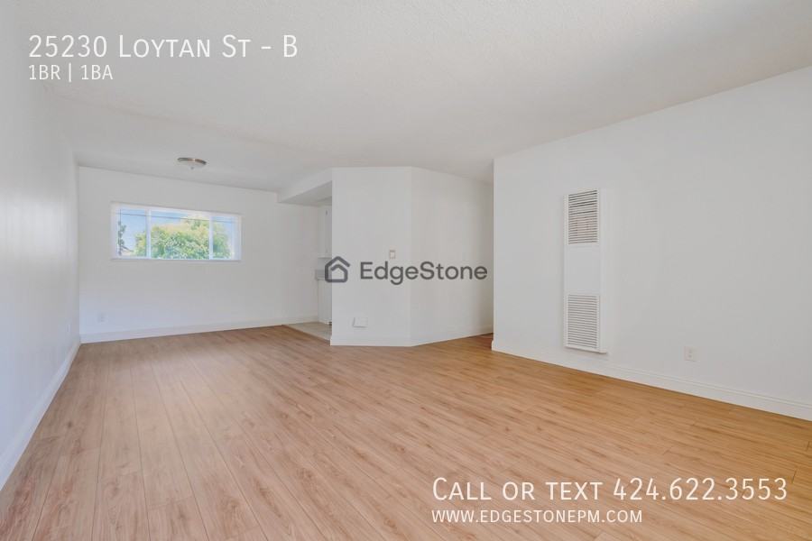 25230 Loytan St #B - Photo 6 of 24