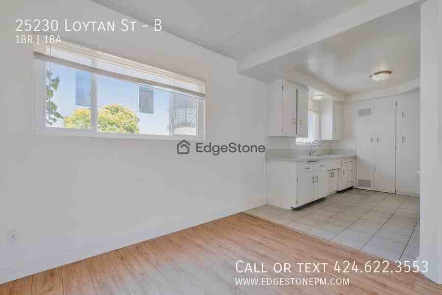 25230 Loytan St #B - Photo 7 of 24