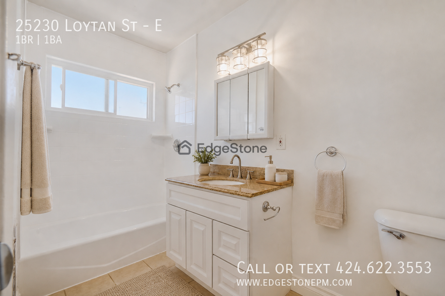25230 Loytan St #E - Photo 4 of 26