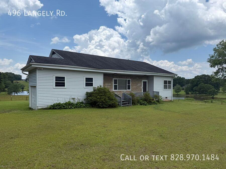 496 Langley Rd - Photo 3 of 6