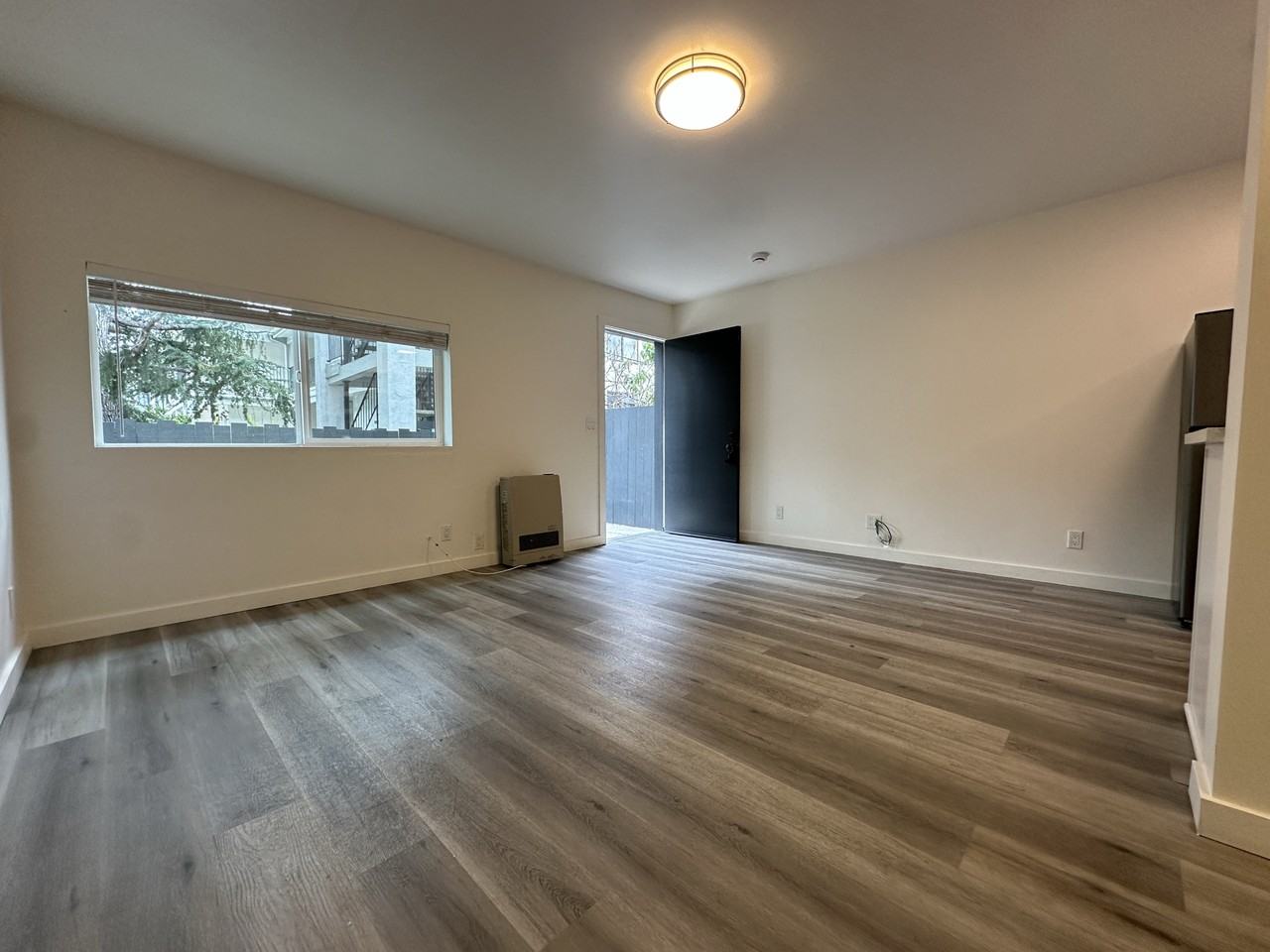 201 Ladera Street - Photo 2 of 5