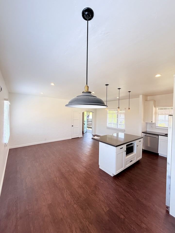 1406 Garden Street - Photo 2 of 8
