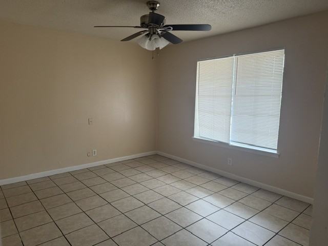 3710 Pine Street - Photo 4 of 7