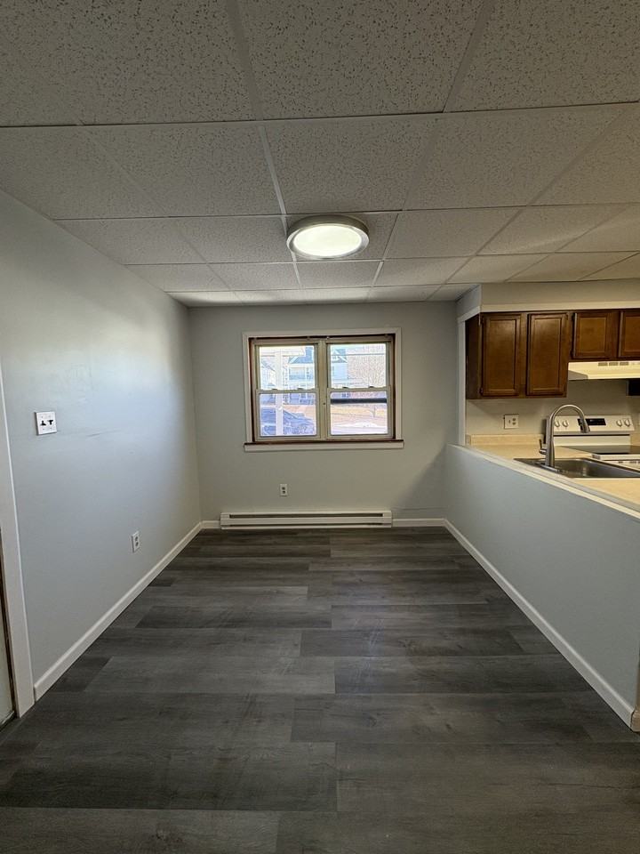 563 Washington - Photo 5 of 15
