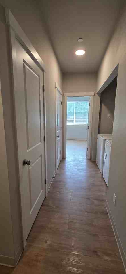 MT1209-A309 - Photo 4 of 21