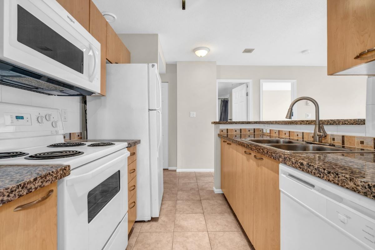 1420 West Georgia Street #6F - Photo 4 of 26