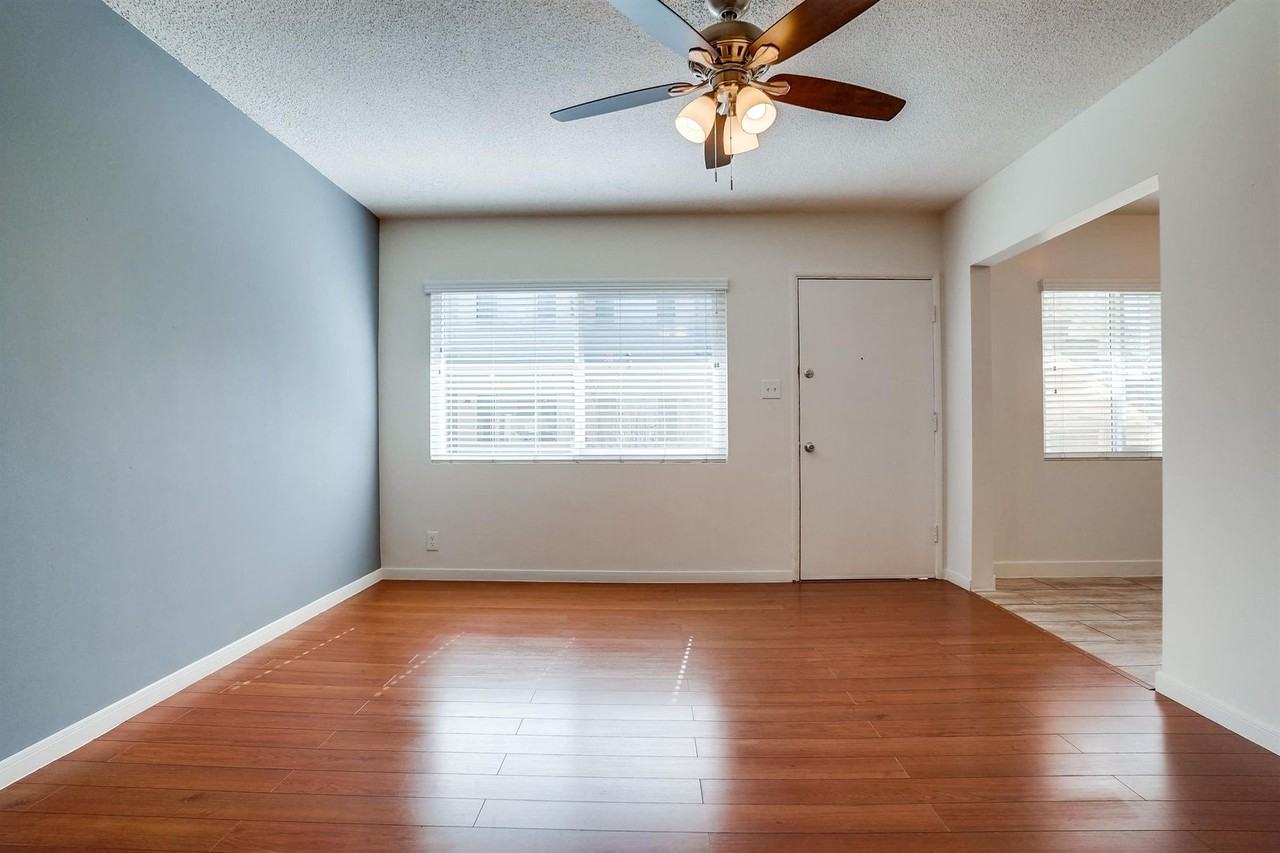 6028 West Blvd #02 - Photo 4 of 18
