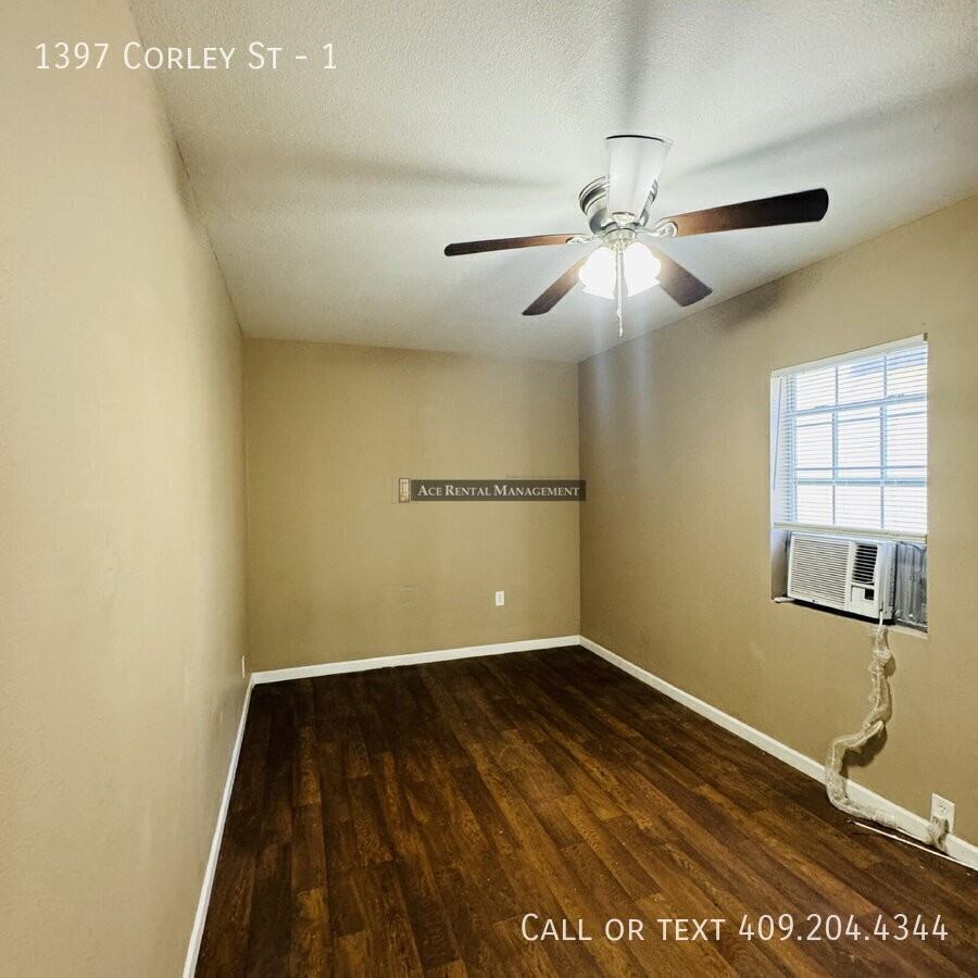 1397 Corley St #1 - Photo 6 of 11