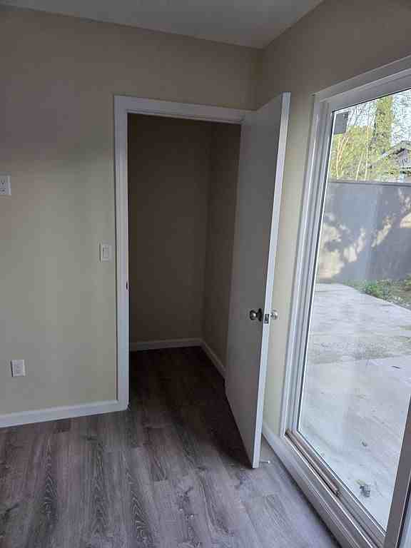 15824 Valerio St - Photo 7 of 13