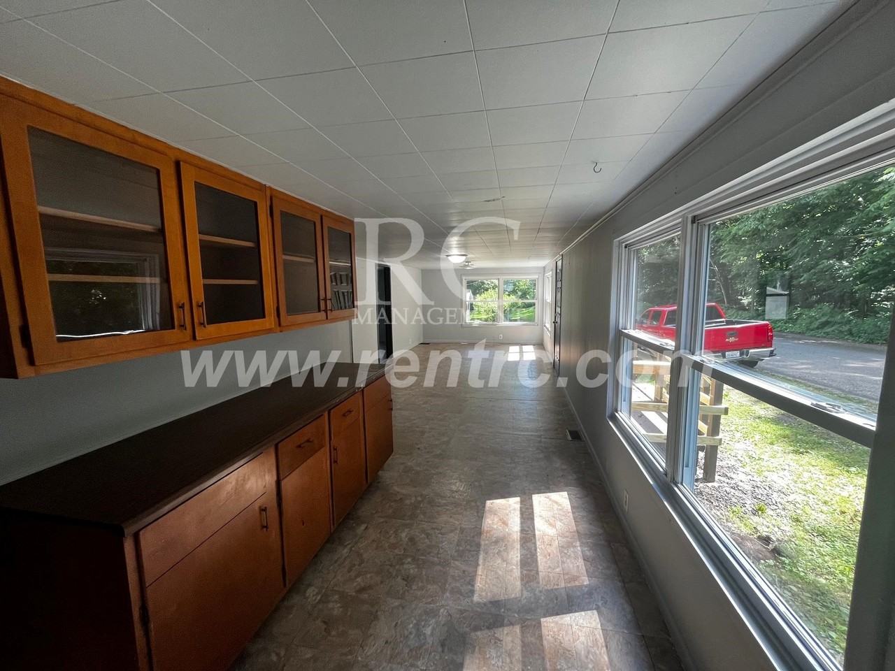 815 N Griffin St #S - Photo 2 of 14