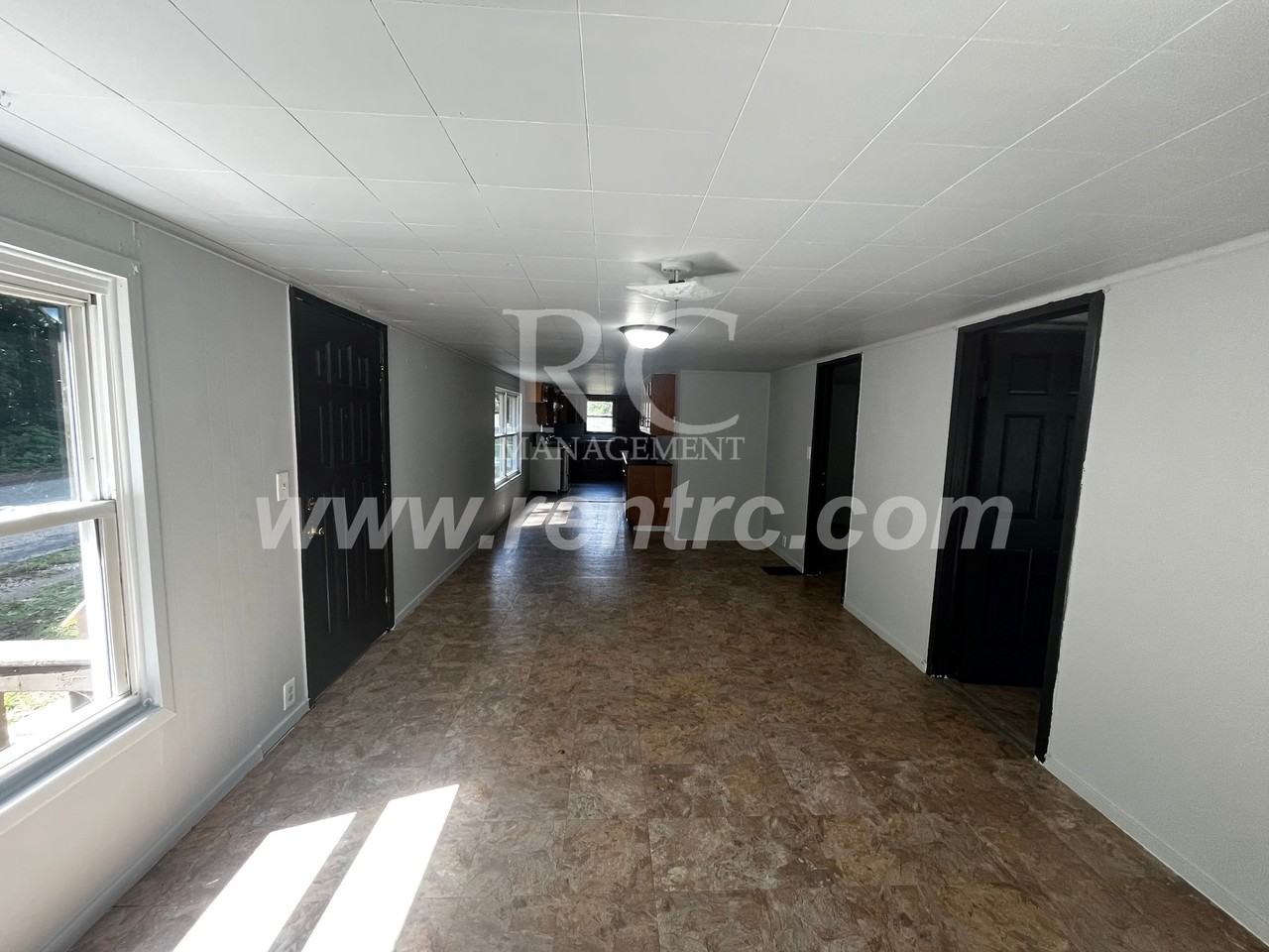815 N Griffin St #S - Photo 6 of 14