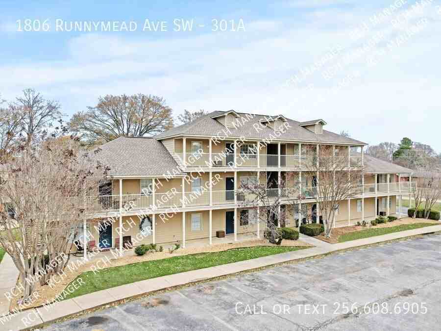 1806 Runnymead Ave Sw #301A - Photo 2 of 36