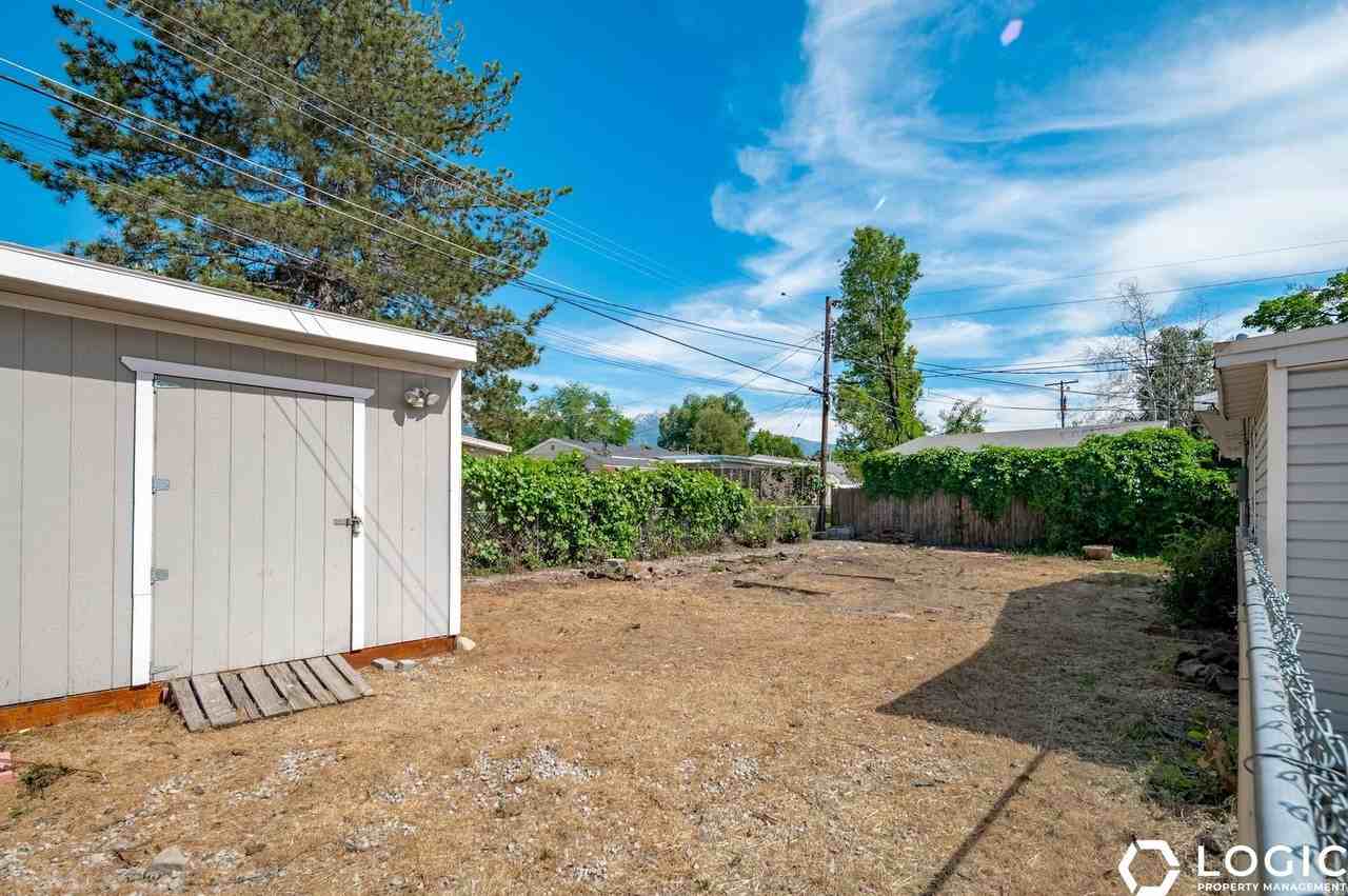 6809 S Meadow Downs Way - Photo 3 of 19