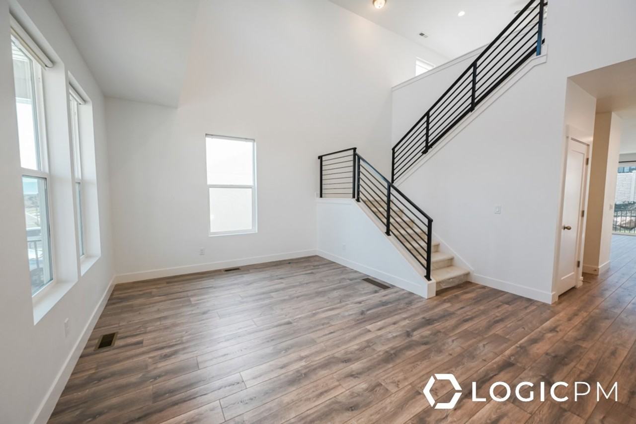 4903 W Upper Bend Dr - Photo 3 of 23