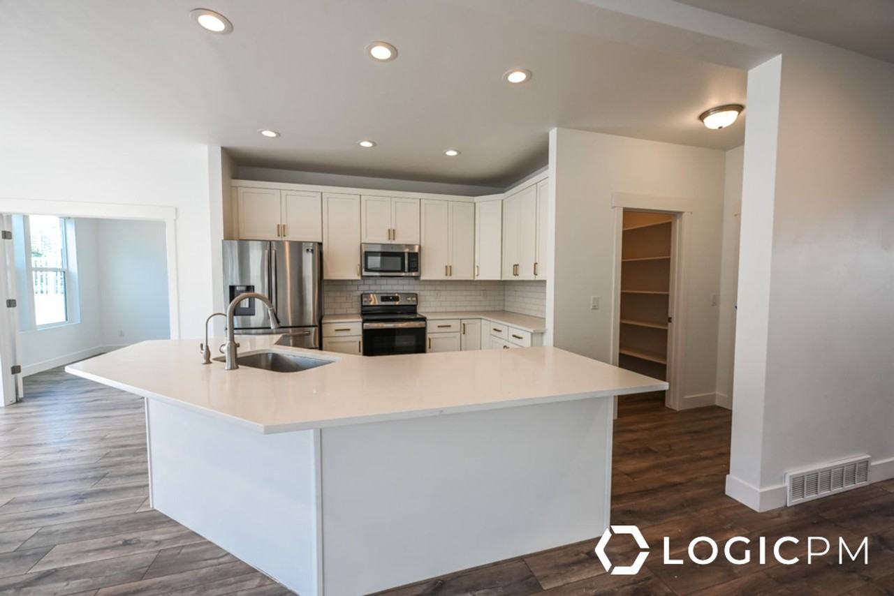 4903 W Upper Bend Dr - Photo 6 of 23