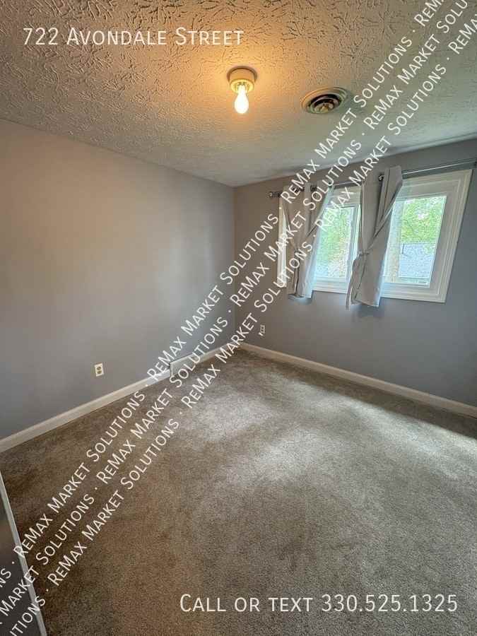722 Avondale St - Photo 7 of 22