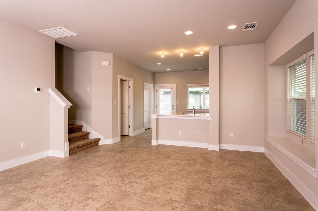 4720 Portillo Way - Photo 3 of 17