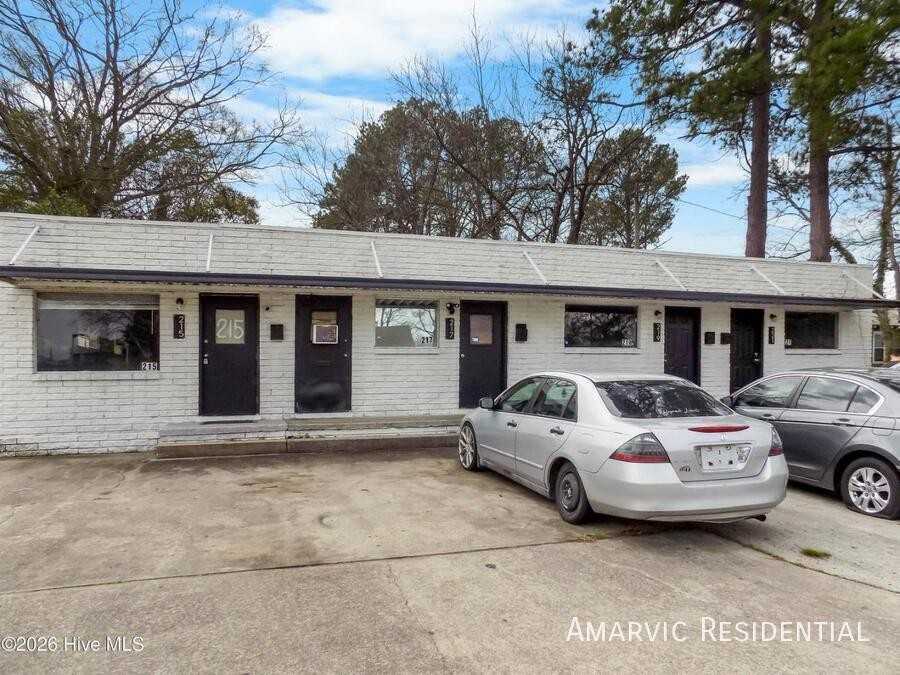 219 W Bassett St #219 - Photo 2 of 3