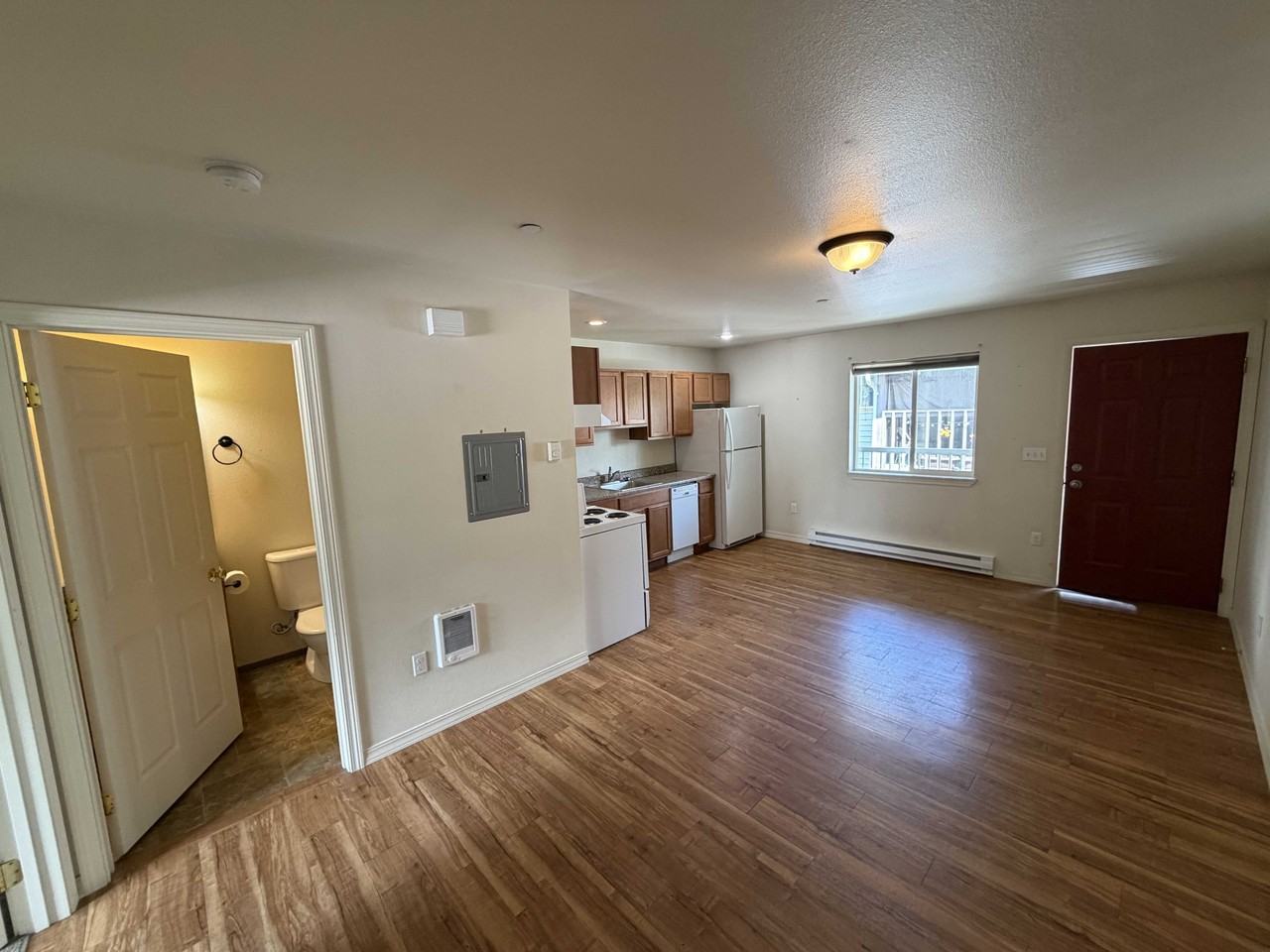 321 North Washington Street - Photo 2 of 7