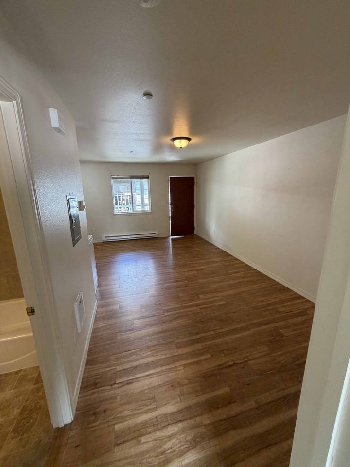 321 North Washington Street - Photo 3 of 7