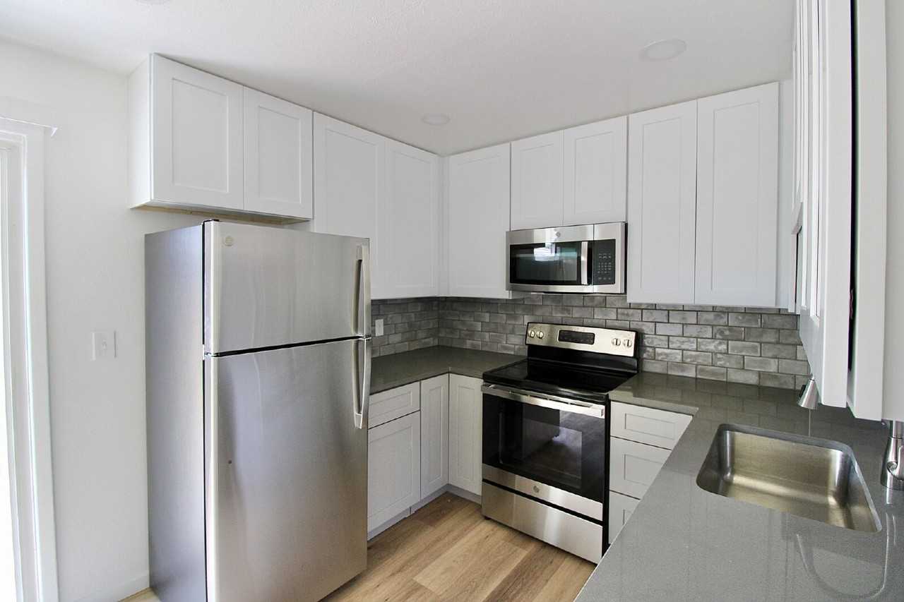 85 S 18th Ave #2 - Photo 2 of 10