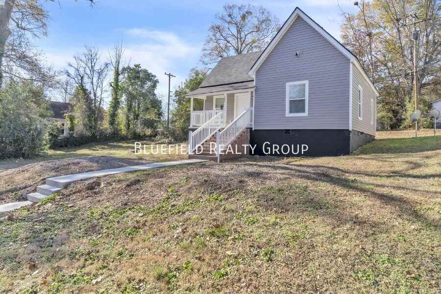 307 B St - Photo 2 of 29