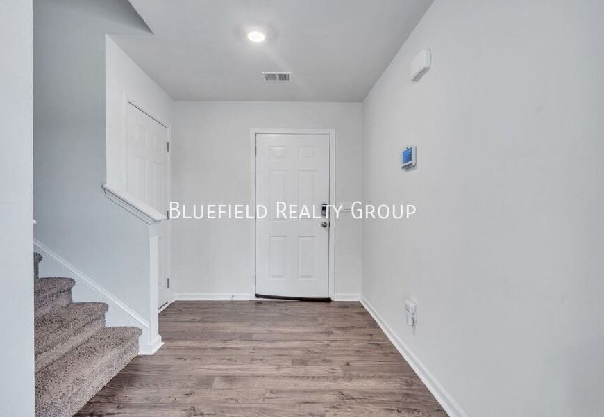 1264 Canter Pl - Photo 4 of 30