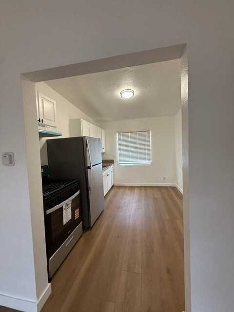 11112 S. Normandie Ave - Photo 2 of 10