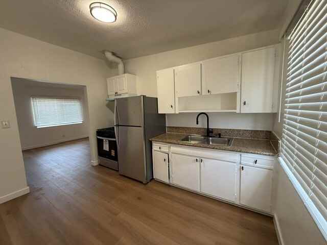 11112 S. Normandie Ave - Photo 3 of 10
