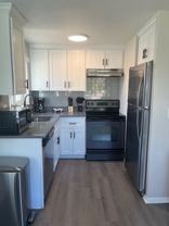 Sunset Park Apartments - Photo 1 of 1