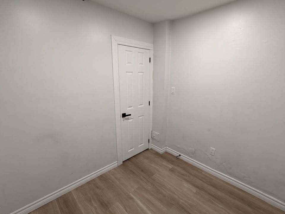 972 Langlois Ave. - Photo 6 of 10