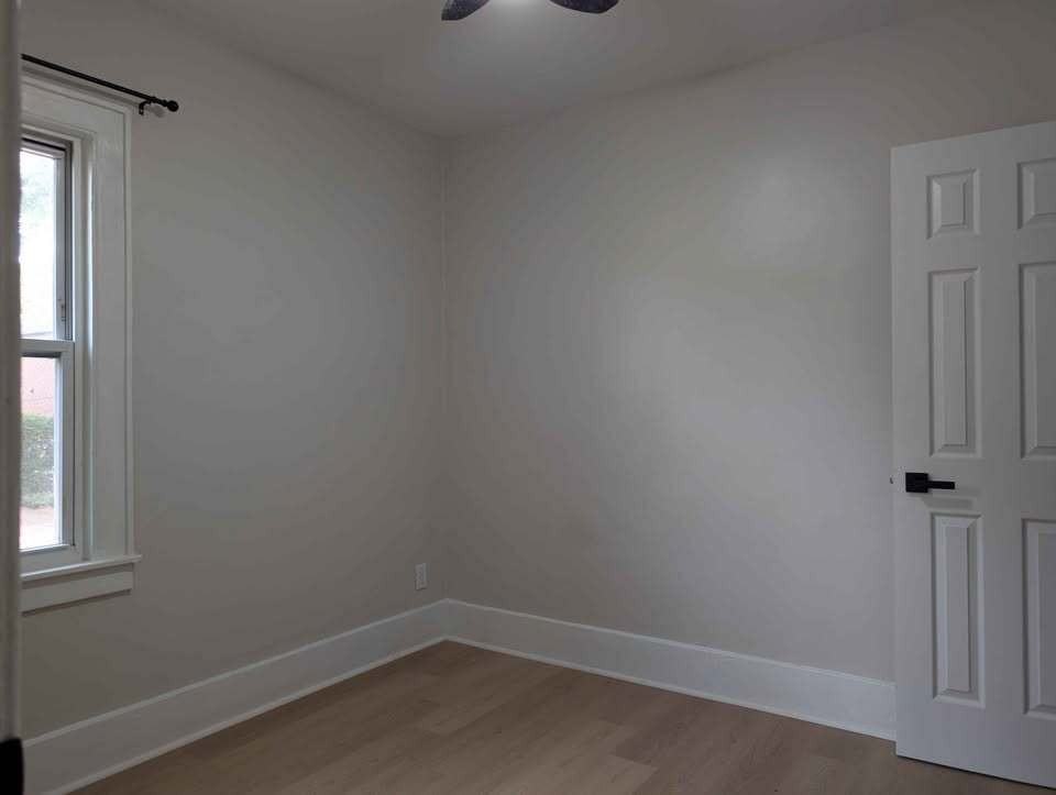714 Elliott Street East - Photo 2 of 35