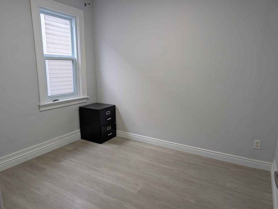 826 Ellrose - Photo 2 of 22