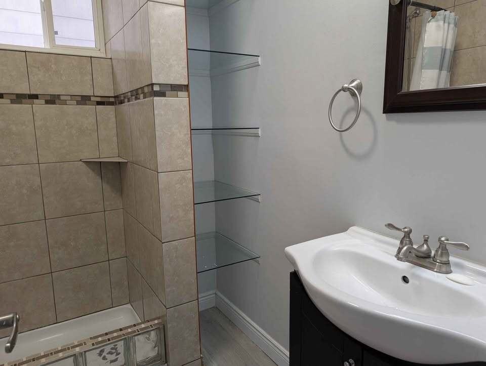 826 Ellrose - Photo 6 of 22