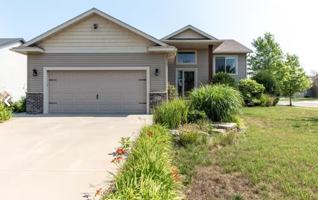 featured image of 5385 Florence Dr Nw