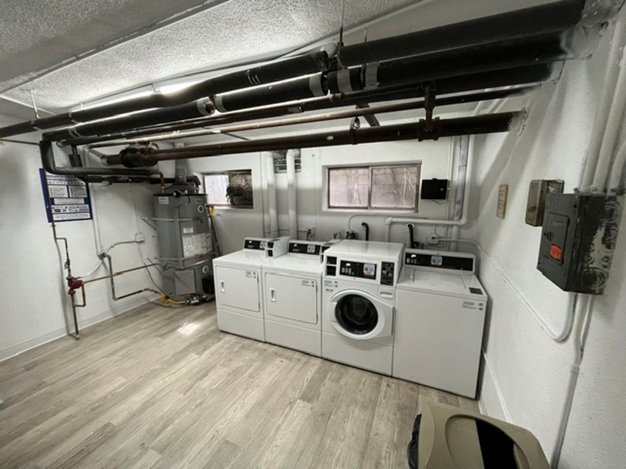 311 South Doheny Drive - Photo 5 of 7
