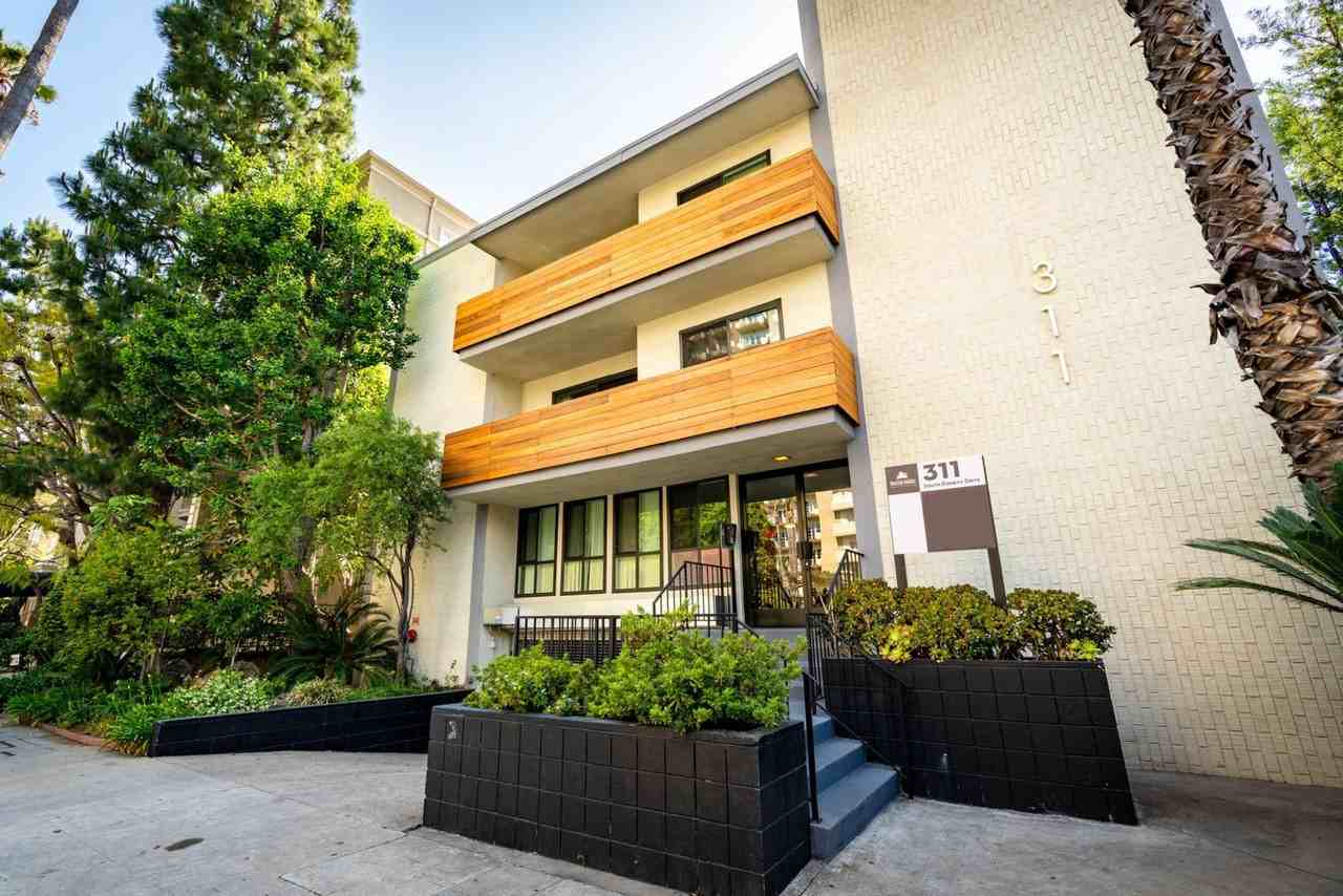 311 South Doheny Drive - Photo 6 of 7