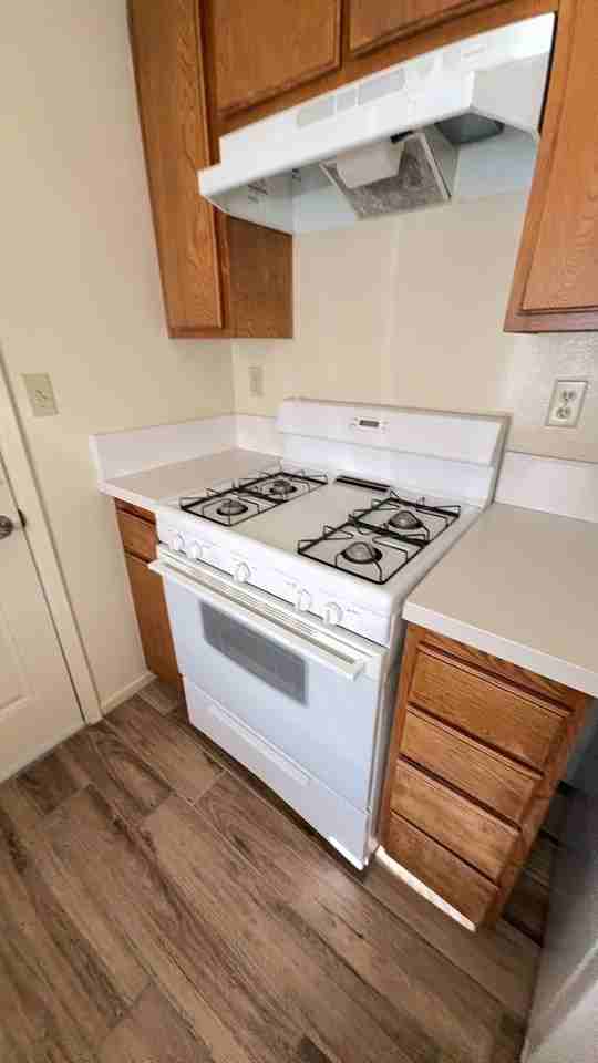 14848 Sequoia St #25 - Photo 4 of 12