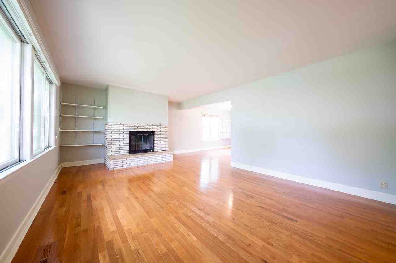 210 Orchard St N #1 - Photo 2 of 40