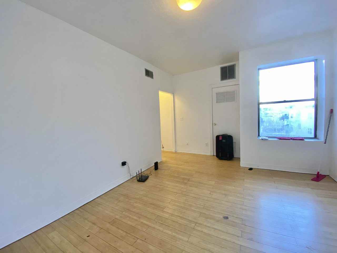 243 Harvard Ave #6 - Photo 3 of 16