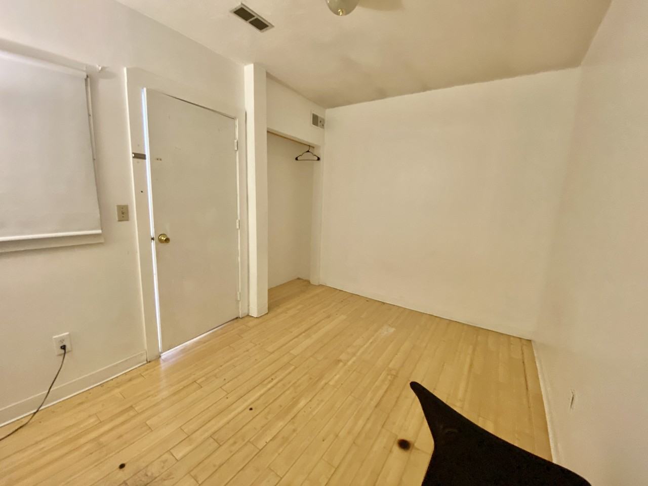 243 Harvard Ave #6 - Photo 4 of 16